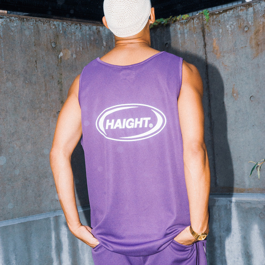 HAIGHT（ヘイト）OVAL LOGO DRY TANK パープル モデル着用 後ろ向き HTSS-269003