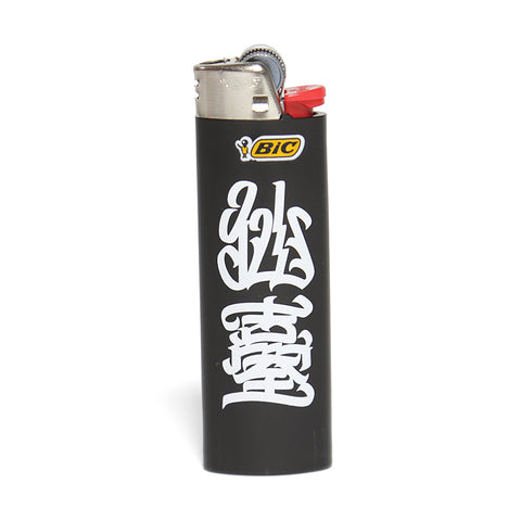 ブラック