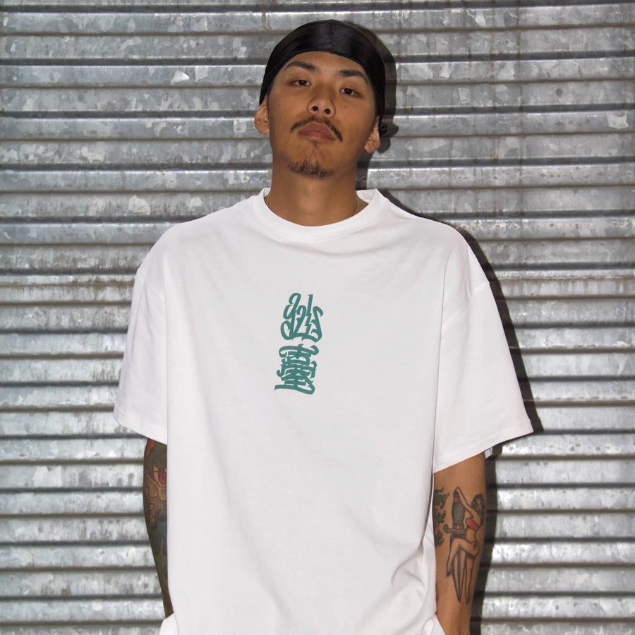 HAIGHT 仙臺 S/S TEE BLACK STORE 別注Tシャツ ホワイト モデル着用 正面 HTBS-261001