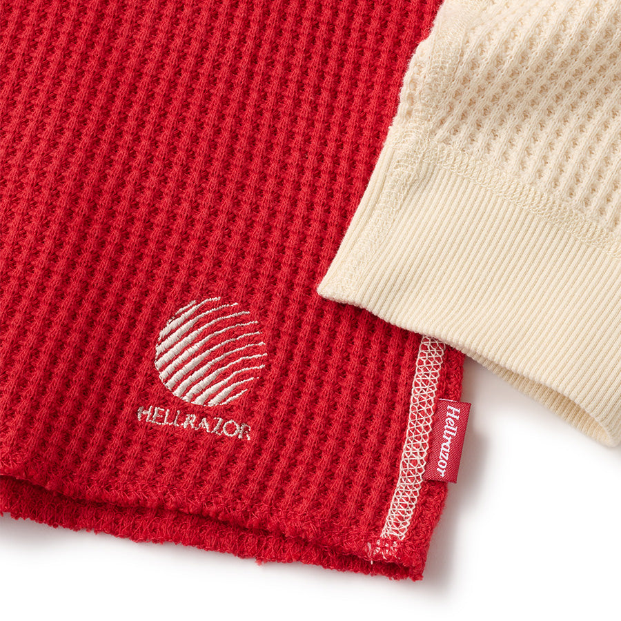 HELLRAZOR WAFFLE LS SHIRT サーマルTシャツ ナチュラル/ディープレッド 裾ロゴ刺繍 袖リブ詳細 01126AW0301