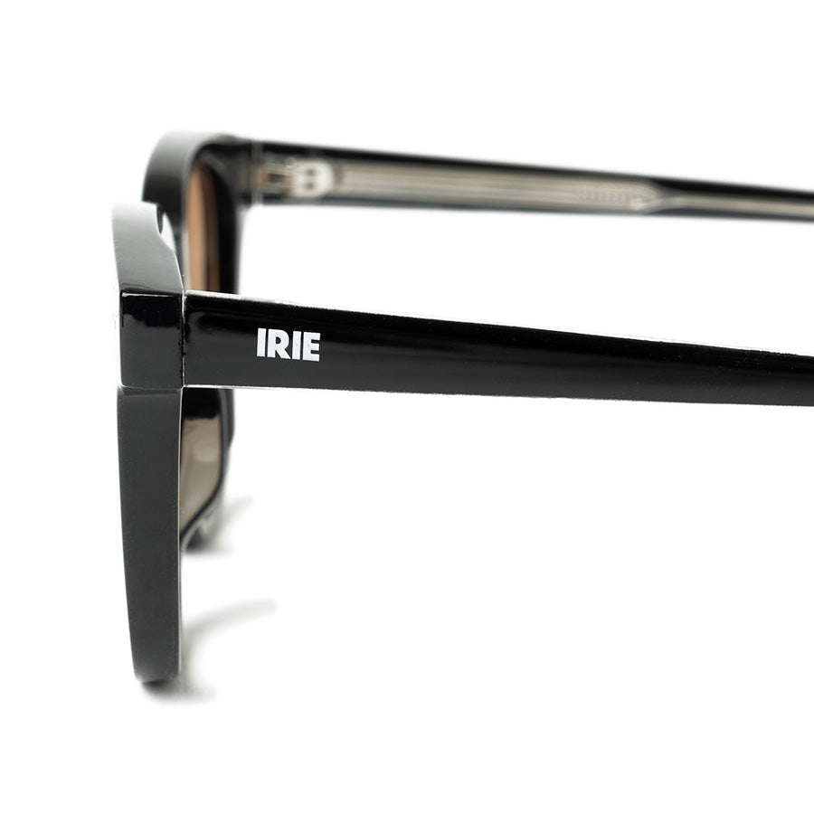IRIE LIFE サングラス テンプルロゴ ディテール
