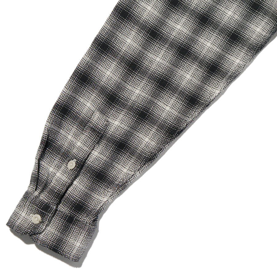 LEVI'S（リーバイス）オーバーシャツ 裾ディテール