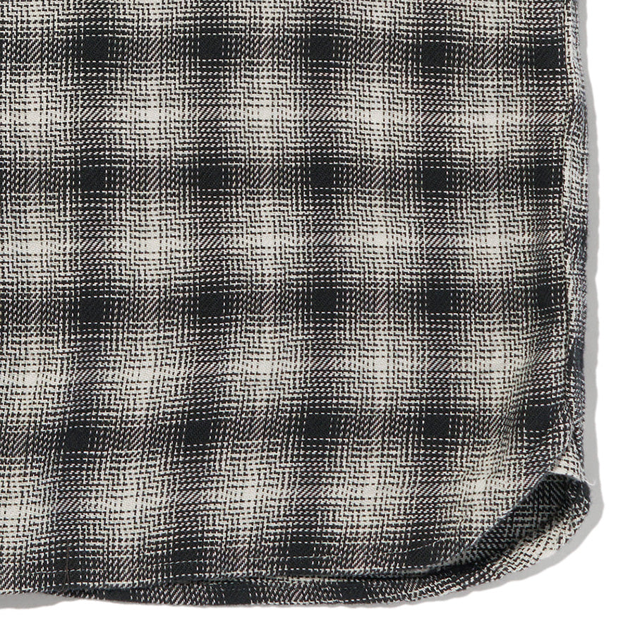 LEVI'S（リーバイス）オーバーシャツ 裾ディテール