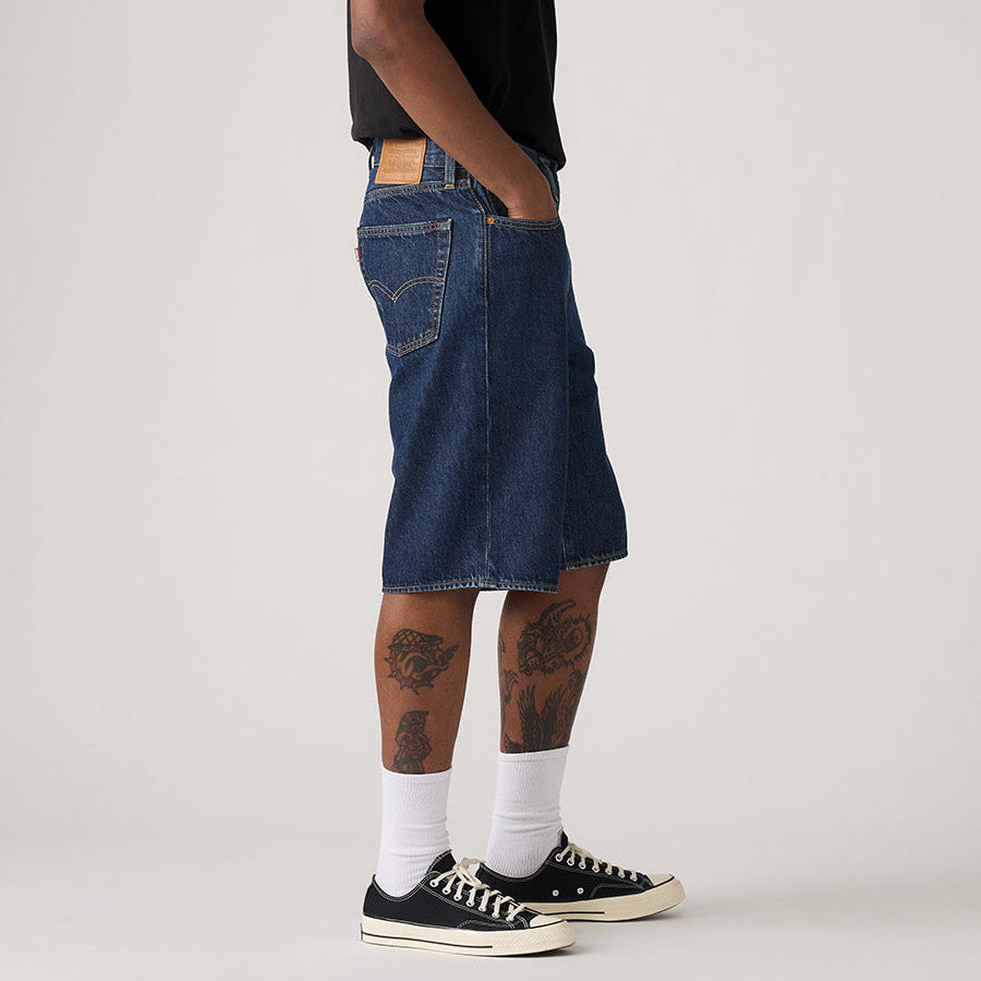 LEVI'S ミディアムインディゴ 着用 右側面