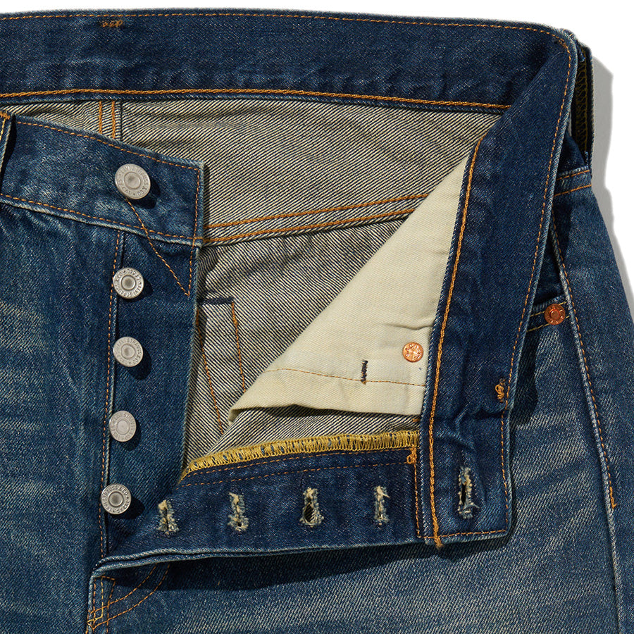 LEVI'S（リーバイス）501® ORIGINAL ジーンズ ミディアムインディゴ ボタンフライ開放時 005013906
