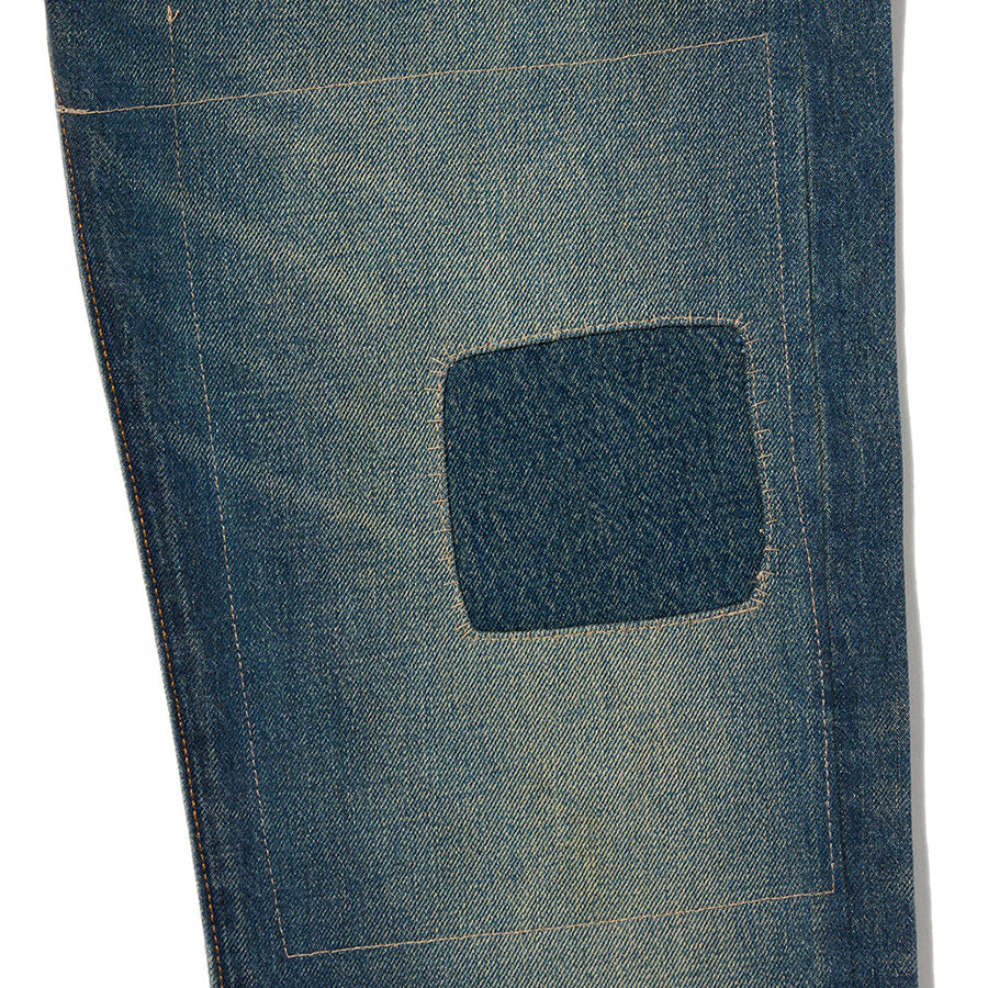 LEVI'S（リーバイス）501® ORIGINAL ジーンズ ミディアムインディゴ 左足リペア加工詳細 005013906
