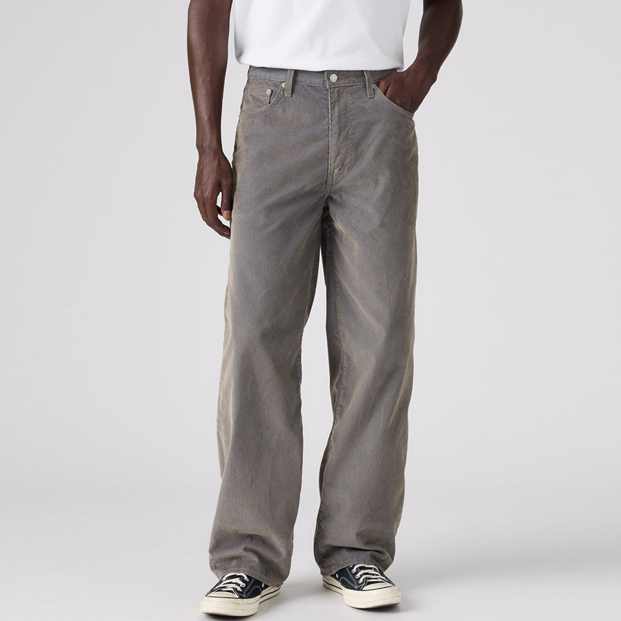 LEVI'S リーバイス 578 バギー コーデュロイパンツ グレー モデル着用 正面 下半身 A47500137