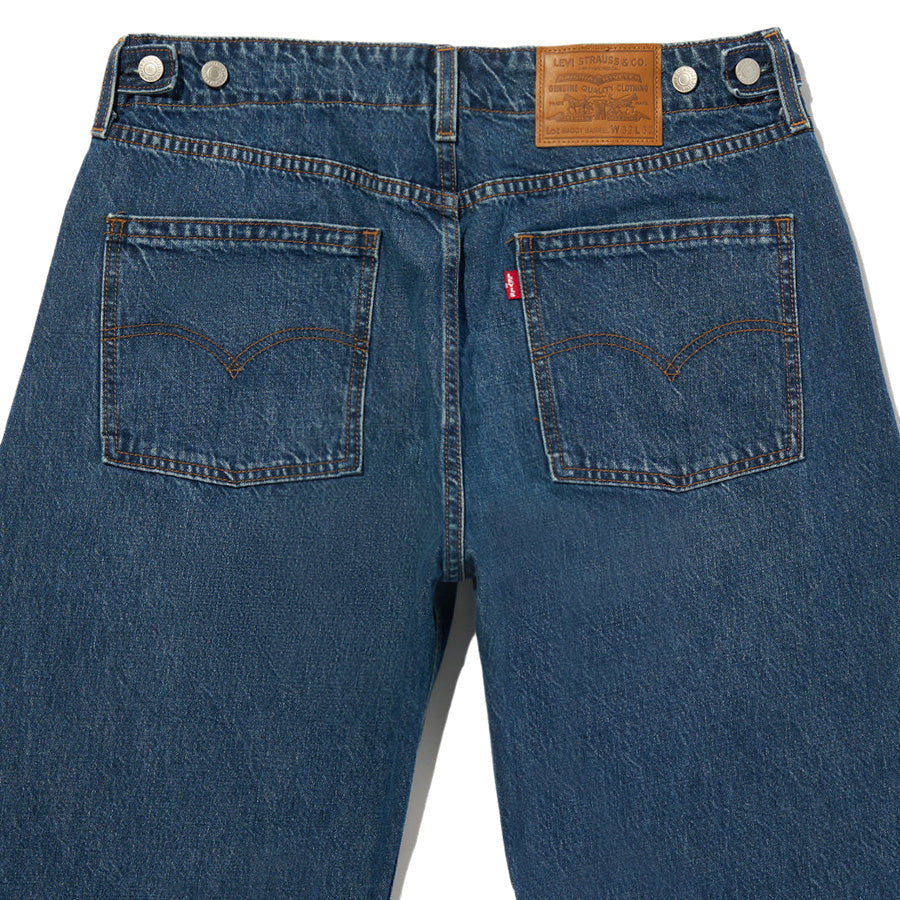LEVI'S（リーバイス）BAGGY バレルジーンズ ミディアムインディゴ 背面上部 0057O0001