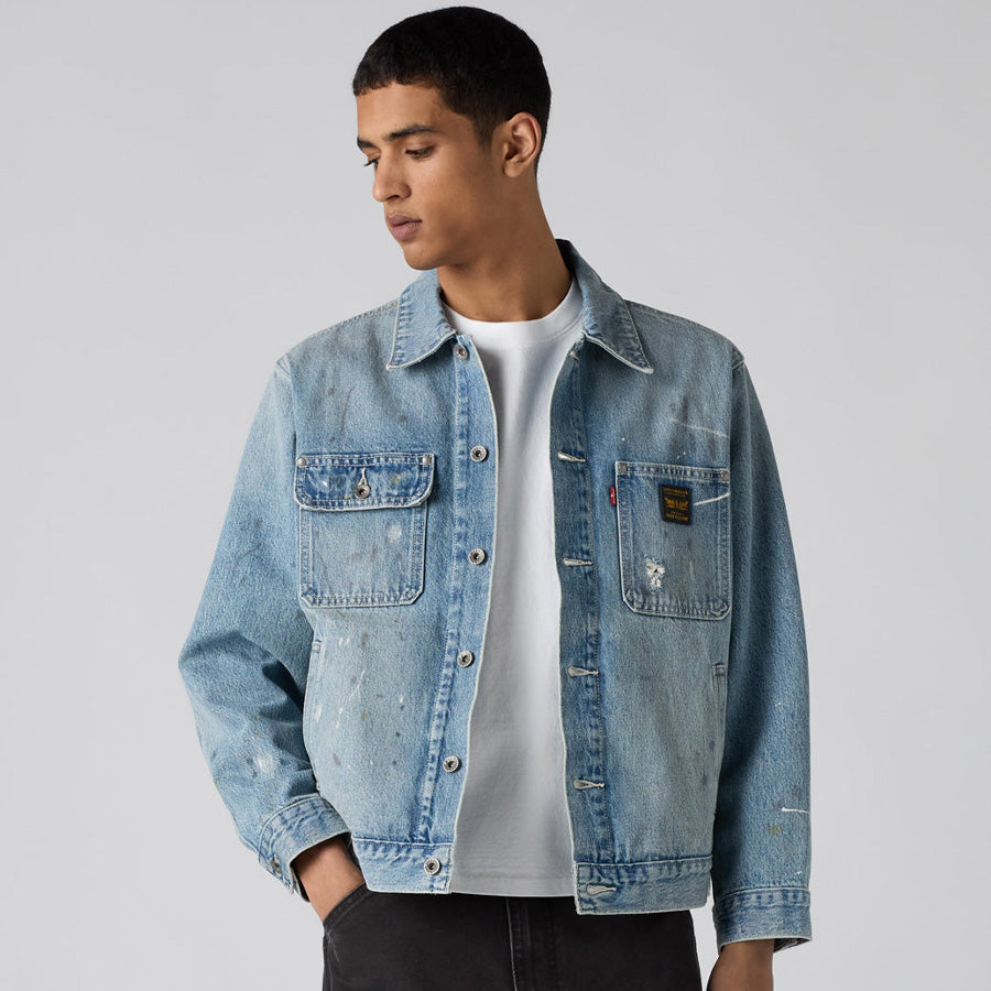 LEVI'S WORKWEAR SUNRISE トラッカージャケット インディゴウォッシュ モデル着用 正面 上半身 A48200031