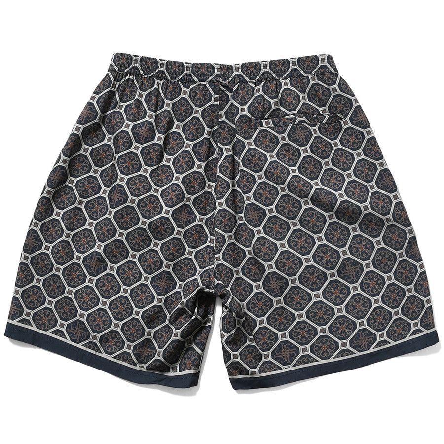 LFYT ARABESQUE PATTERN EASY SHORTS ネイビー 背面平置き