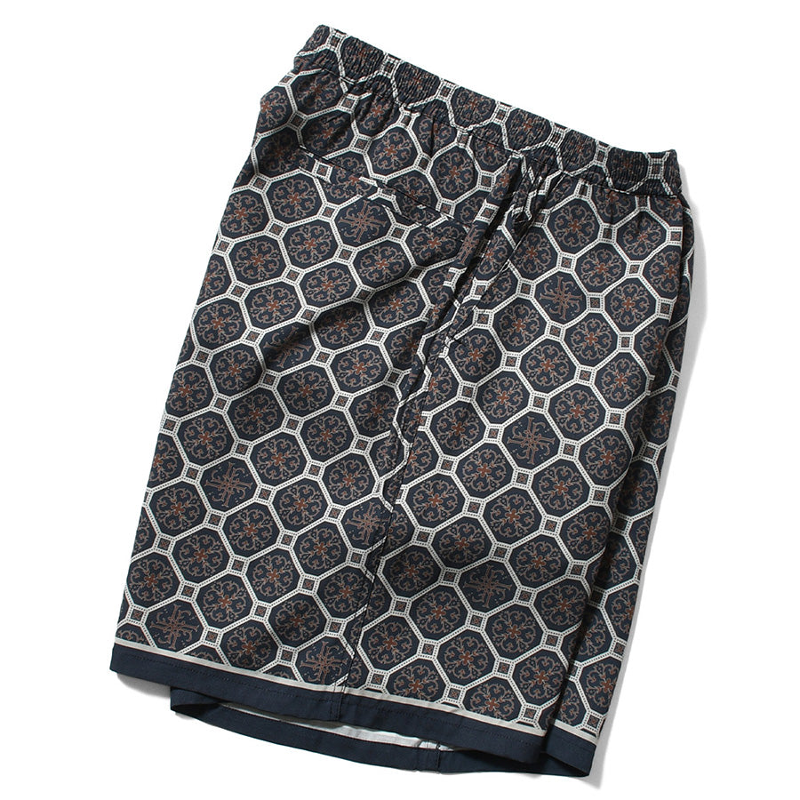 LFYT ARABESQUE PATTERN EASY SHORTS ネイビー 側面デザイン