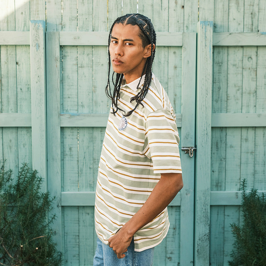 LFYT ATHLEISURE STRIPED POLO SHIRT グリーン モデル着用上半身