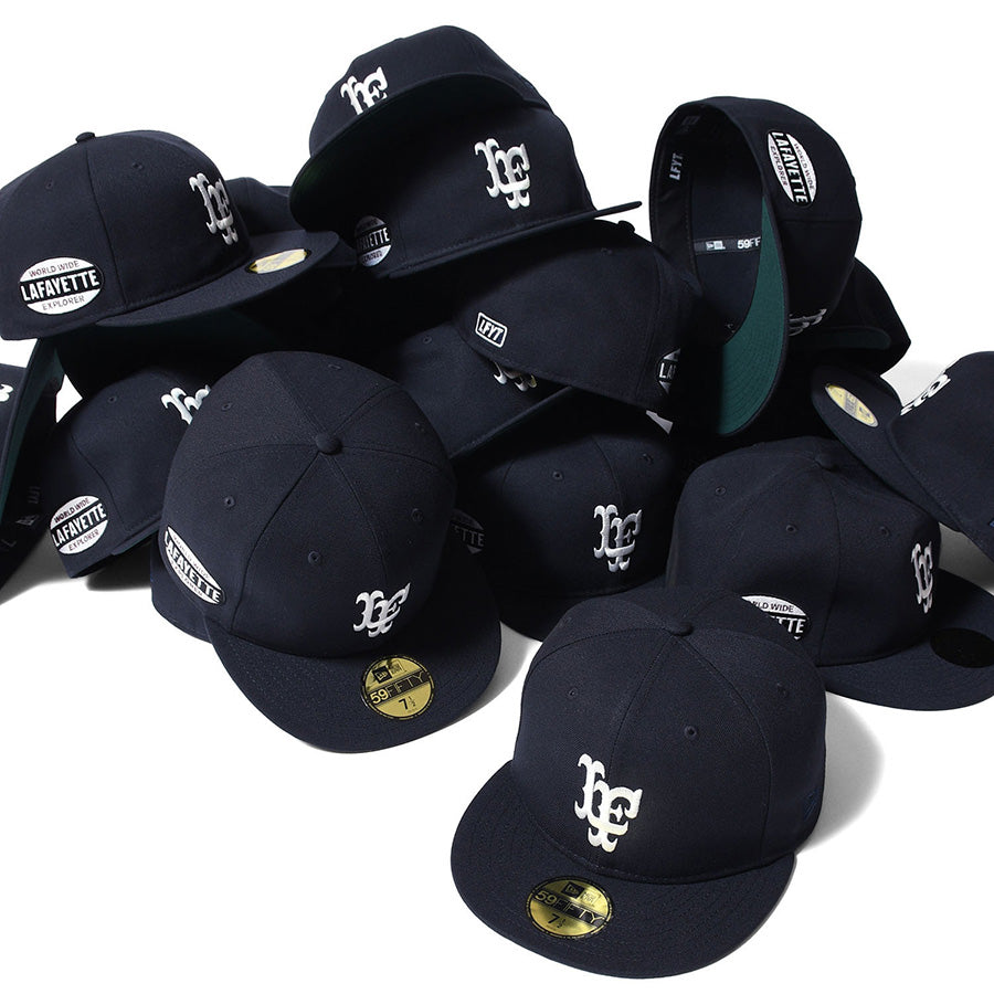 LFYT NEW ERA キャップ 複数配置 イメージ