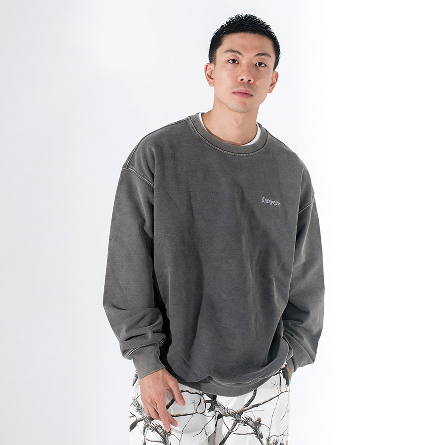 LFYT ( エルエフワイティー ) OLD ENGLISH PIGMENT CREWSWEAT スウェット