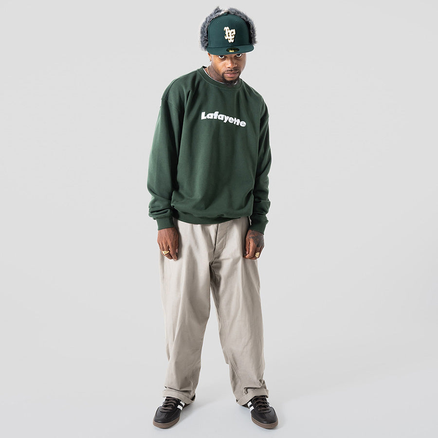 LFYT Lafayette LOGO CREW SWEAT クルースウェット ダークグリーン モデル着用 全身 LA260701