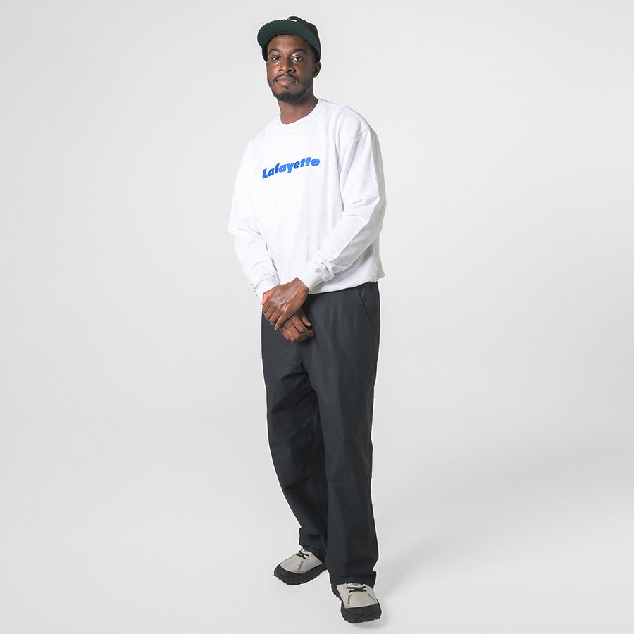 LFYT Lafayette LOGO CREW SWEAT クルースウェット ヘザーグレー モデル着用 全身 LA260701