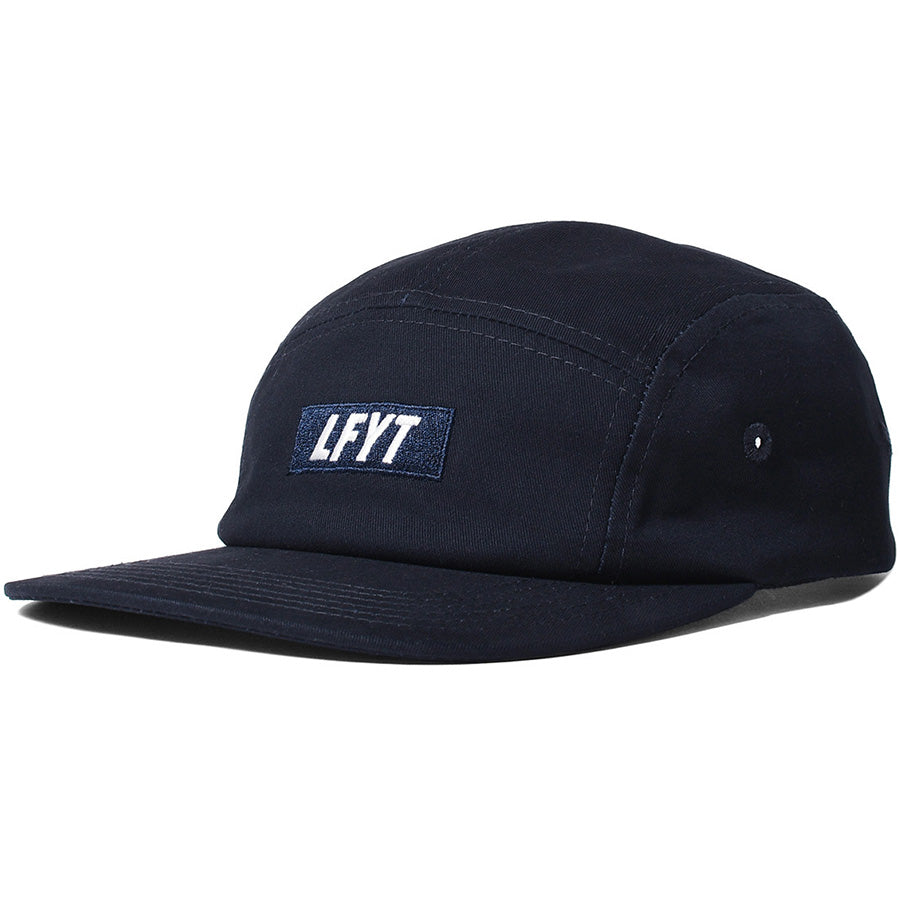 LFYT LOGO CAMP CAP ネイビー 左斜めデザイン
