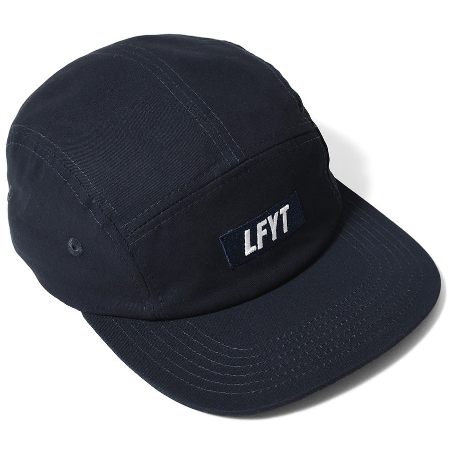 LFYT LOGO CAMP CAP ネイビー 上部デザイン