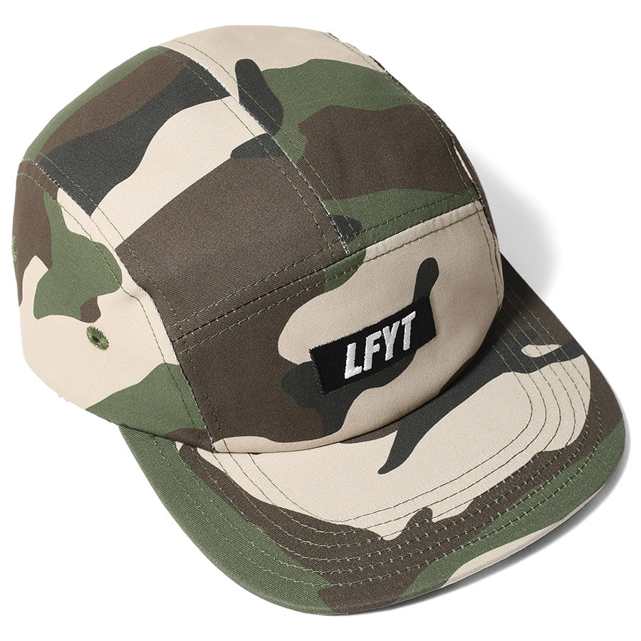 LFYT LOGO CAMP CAP ウッドランドカモ 上部デザイン