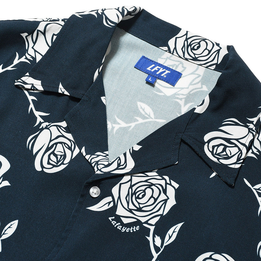LFYT ROSE OPEN COLLAR SHIRT ネイビー 襟元ディテール