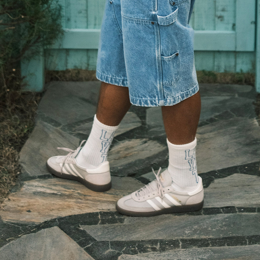 LFYT ソックス アイボリー モデル着用 横