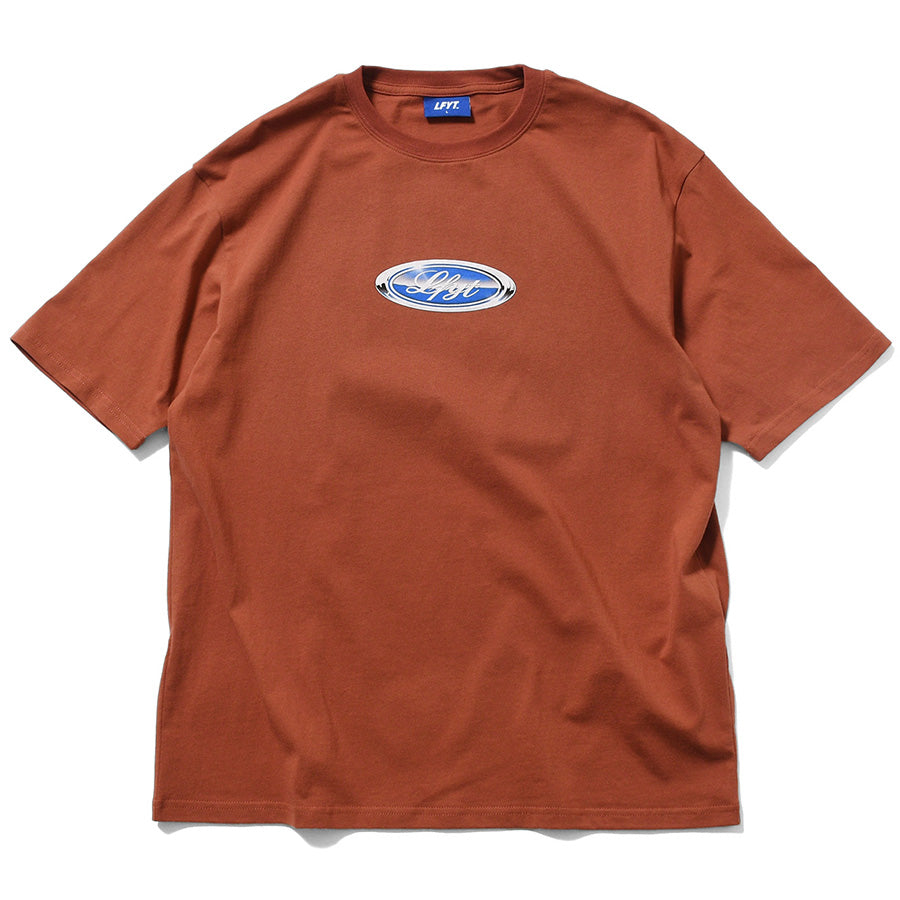 LFYT Tシャツ ブリック エンブレムプリント 正面