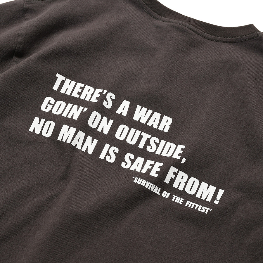 LFYT WAR OUTSIDE TEE Tシャツ ブラック バックプリント詳細 LA260102