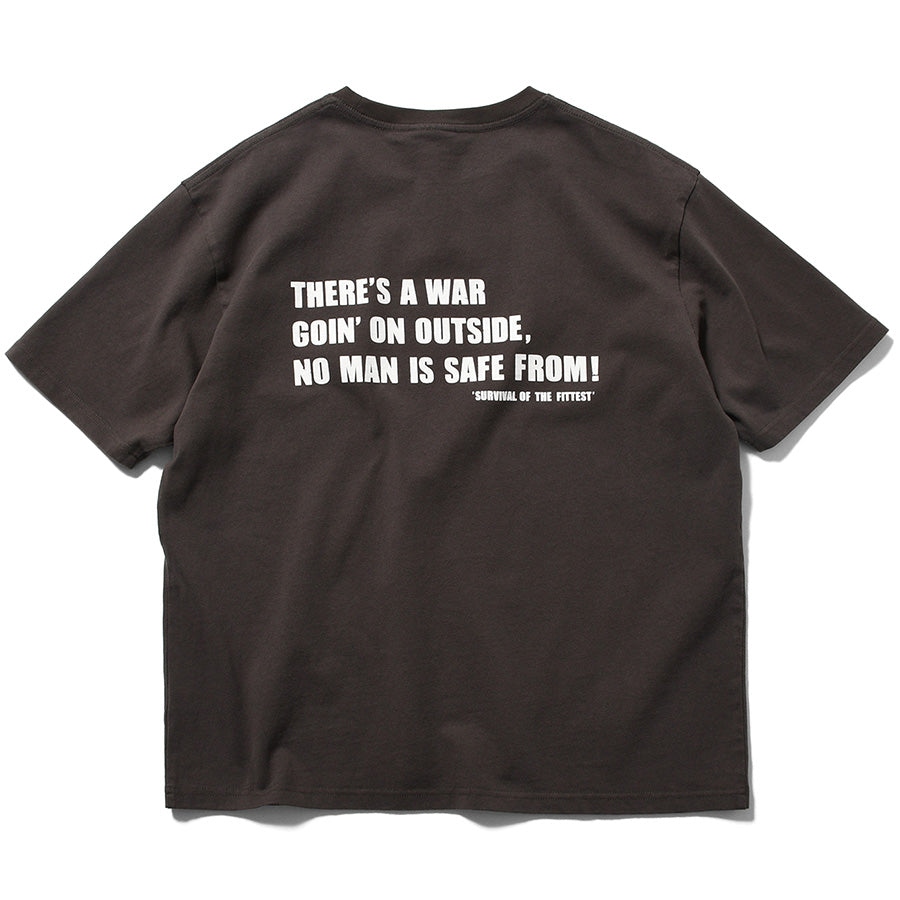 LFYT WAR OUTSIDE TEE Tシャツ ブラック 平置き背面 LA260102