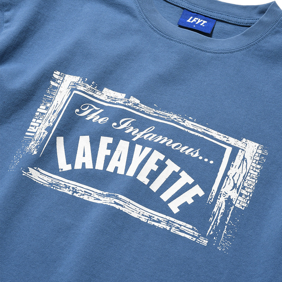 LFYT WAR OUTSIDE TEE Tシャツ ブルー フロントグラフィック詳細 LA260102