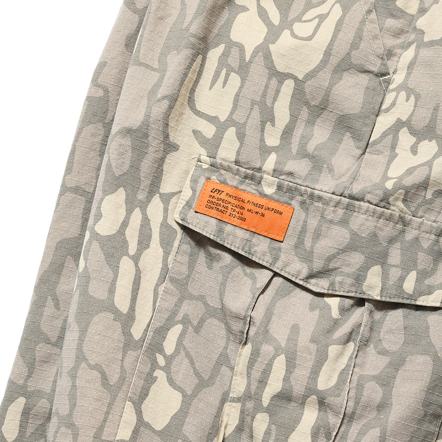 LFYT（エルエフワイティー）WASHED RIPSTOP FIELD CARGO バークカモ カーゴポケット ブランドタグ LA261201