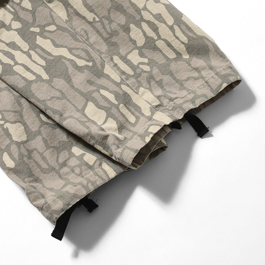 LFYT（エルエフワイティー）WASHED RIPSTOP FIELD CARGO バークカモ 裾口アジャスター詳細 LA261201