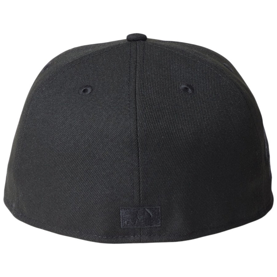 NEW ERA（ニューエラ）59FIFTY MLB Black on Black シカゴ・ホワイトソックス 背面