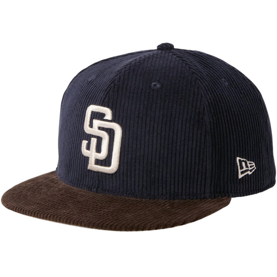 NEW ERA 59FIFTY コーデュロイ サンディエゴ・パドレス キャップ ネイビー ダークブラウン 左斜め向き 15137344