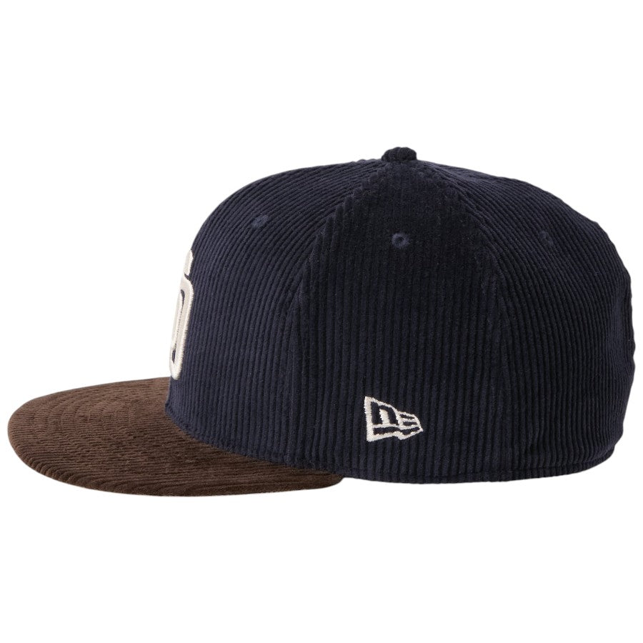 NEW ERA 59FIFTY コーデュロイ サンディエゴ・パドレス キャップ ネイビー ダークブラウン 左向き NEフラッグロゴ刺繍 15137344