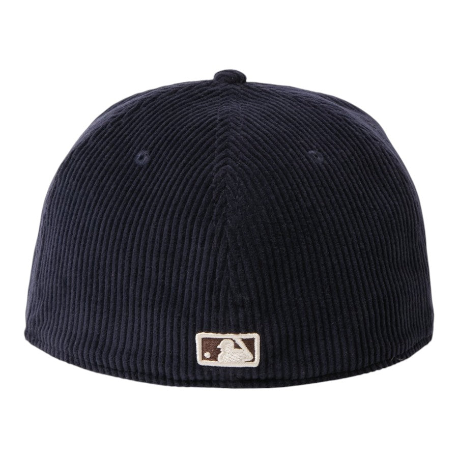 NEW ERA 59FIFTY コーデュロイ サンディエゴ・パドレス キャップ ネイビー ダークブラウン 背面 バッターマンロゴ刺繍 15137344