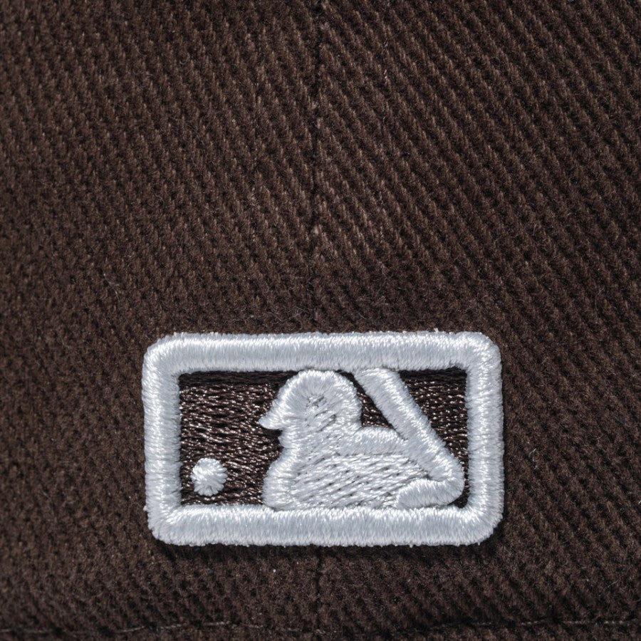 NEW ERA 59FIFTY Deep Brown サンディエゴ・パドレス キャップ ブラウン 背面 バッターマンロゴ刺繍 15229111