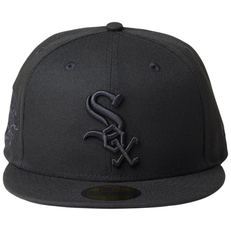 NEW ERA（ニューエラ）59FIFTY MLB Black on Black シカゴ・ホワイトソックス ブラック キャップ 正面