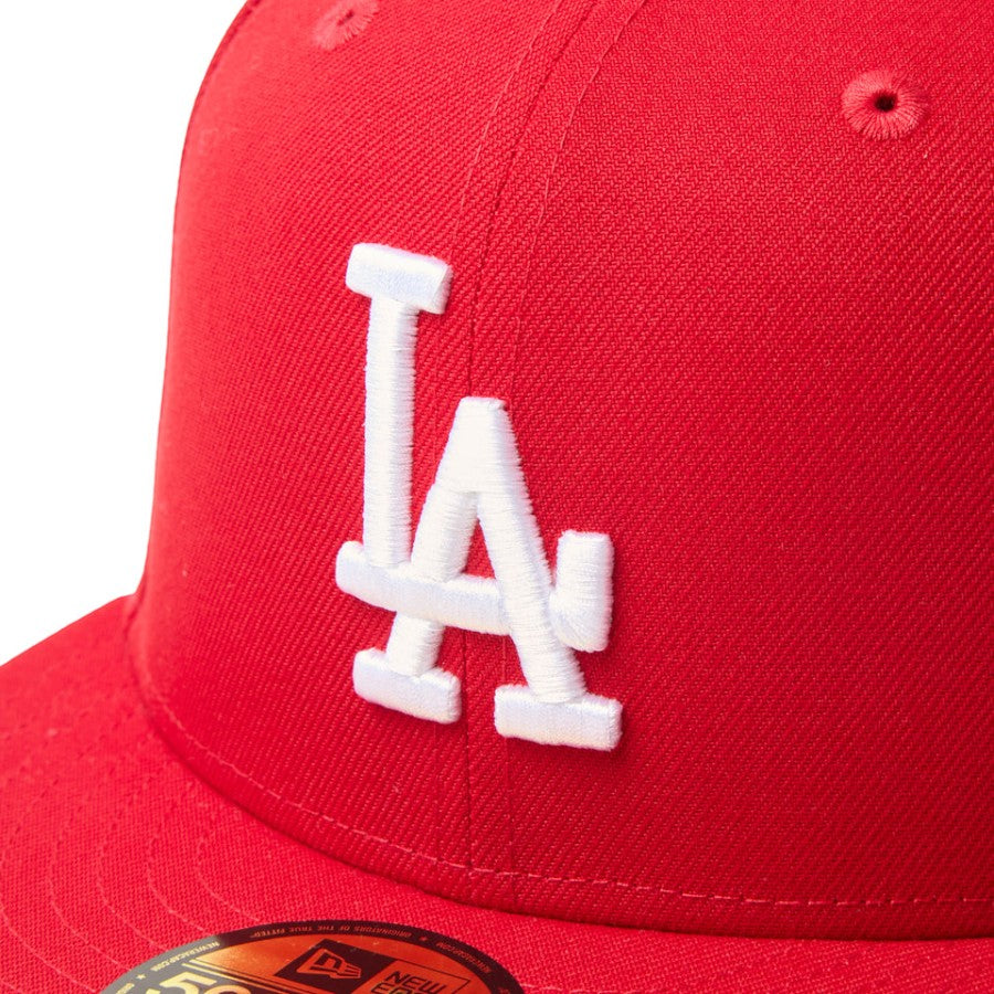 NEW ERA 59FIFTY MLB Scarlet ロサンゼルス・ドジャース スカーレット フロントロゴ刺繍詳細 15137377