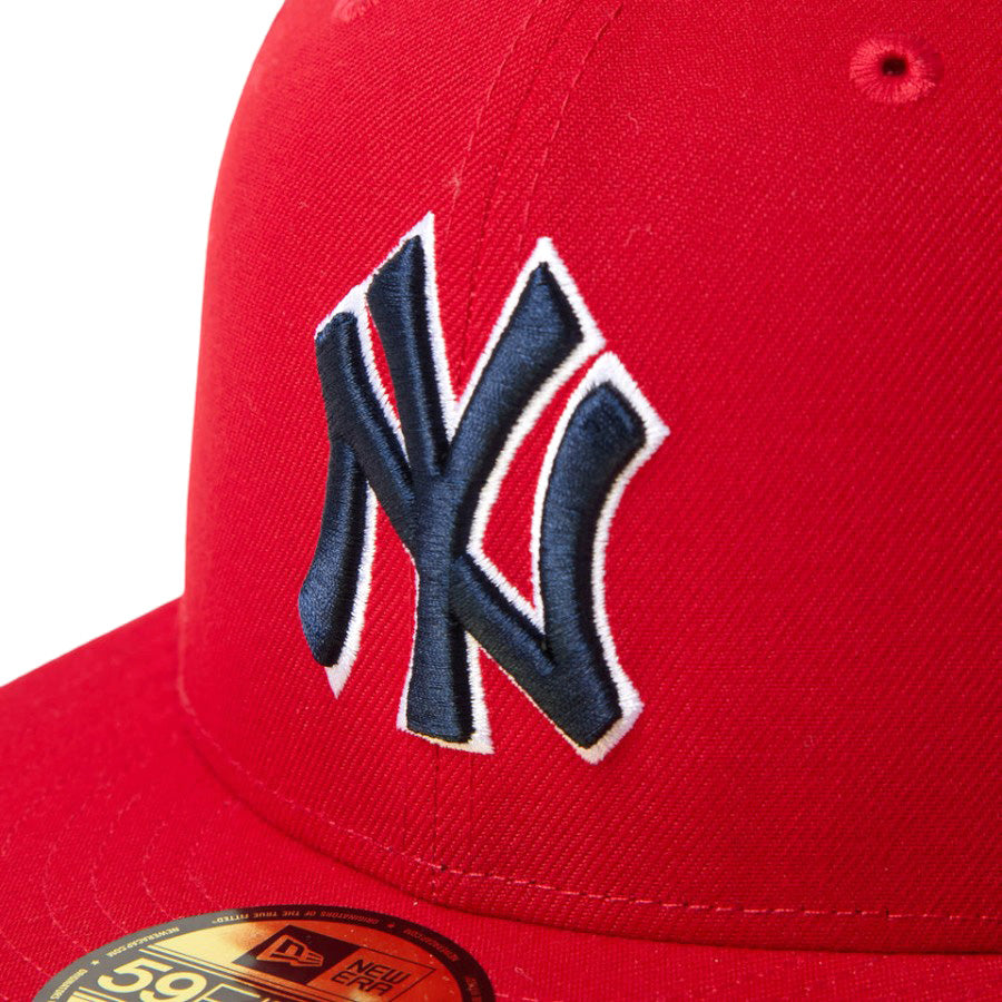 NEW ERA 59FIFTY MLB Scarlet ニューヨーク・ヤンキース フロントNYロゴ刺繍詳細 15137356