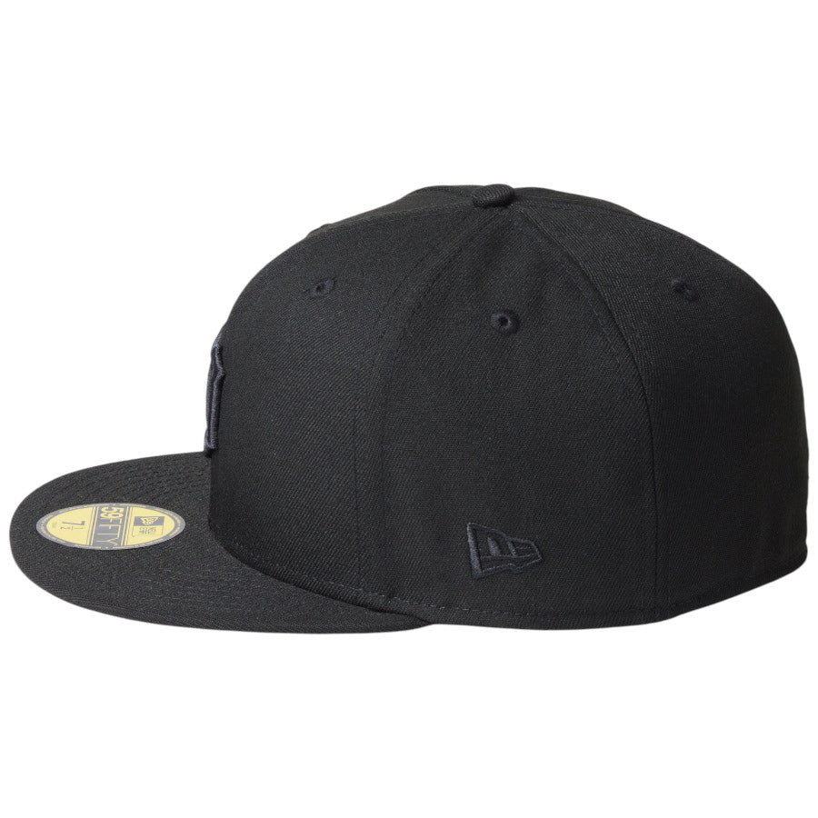 NEW ERA（ニューエラ）59FIFTY NEフラッグ刺繍 ブラック 左サイド