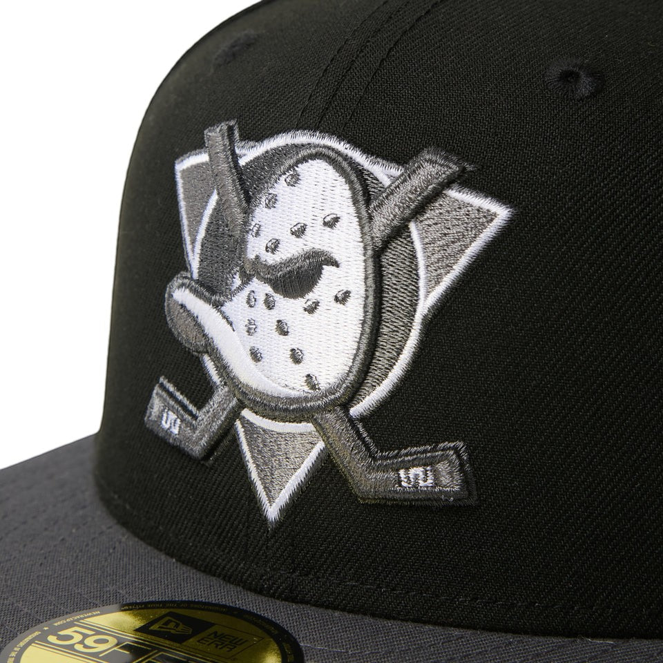 NEW ERA 59FIFTY NHL アナハイム・ダックス キャップ フロントロゴ刺繍詳細 15137396