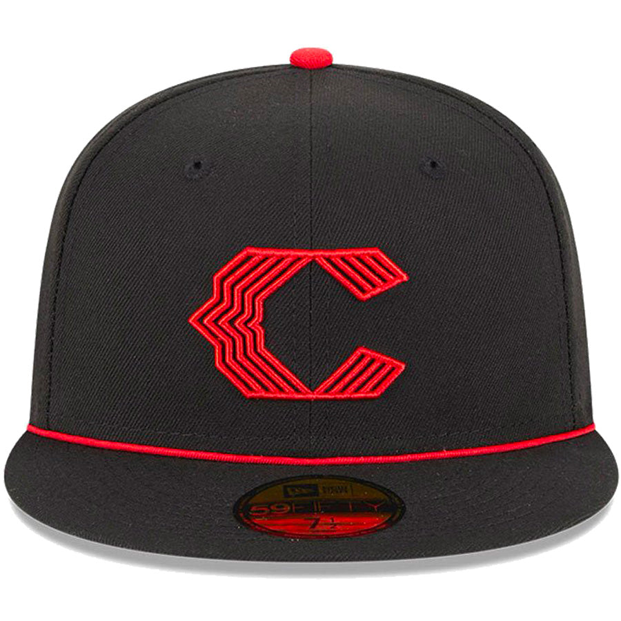 NEW ERA 59FIFTY レッズ ブラック 正面 ロゴ刺繍