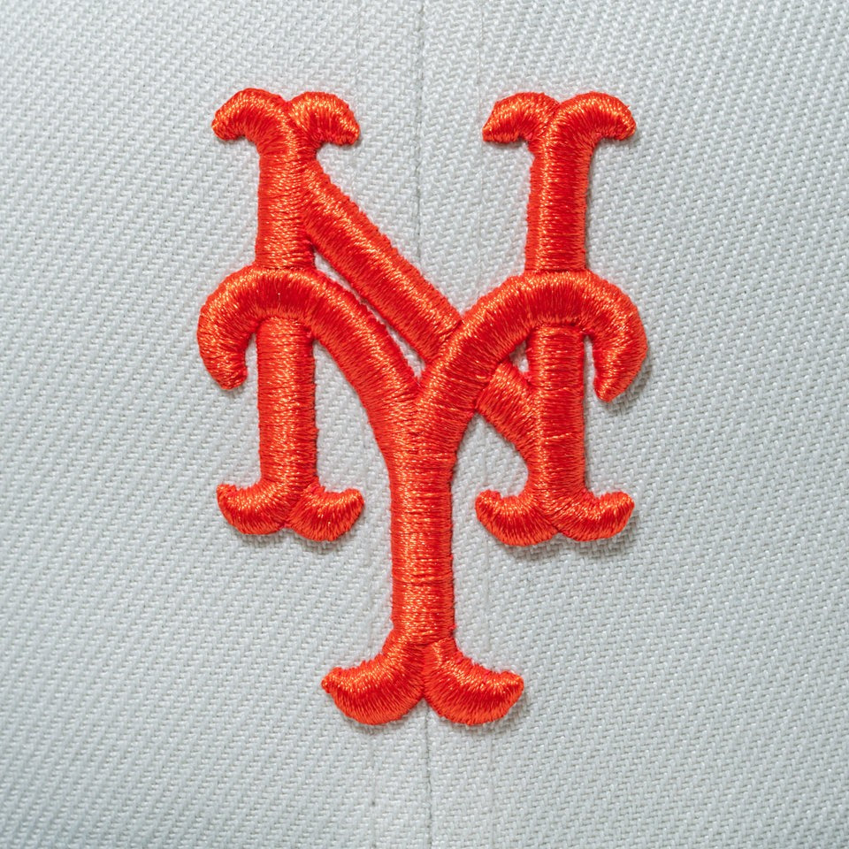 NEW ERA 59FIFTY Subway Series ニューヨーク・メッツ フロントロゴ刺繍詳細 15217075