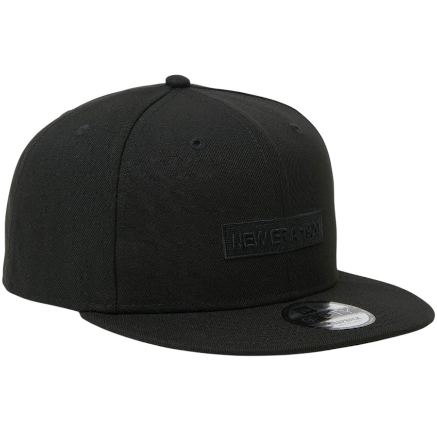 NEW ERA 9FIFTY Metal Flag NEW ERA 1920 ブラック/ゴールド 右斜め キャップ 15137010