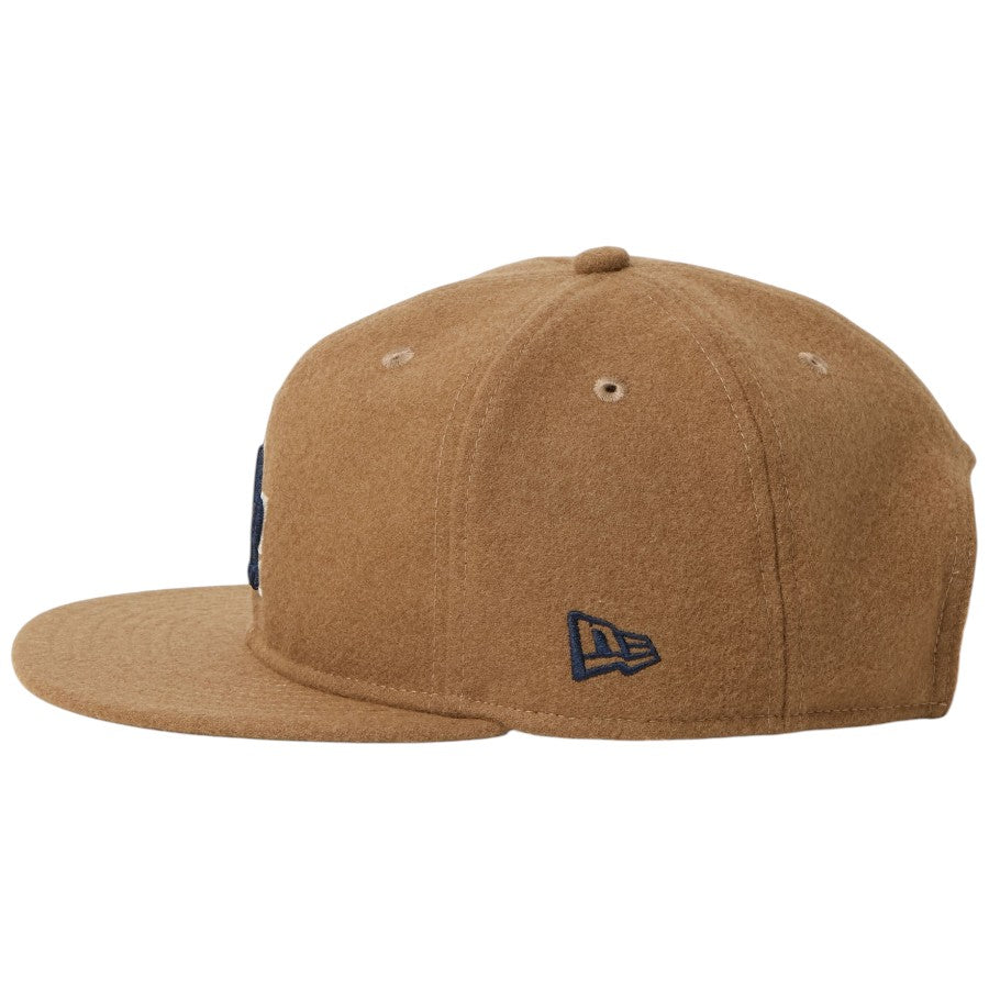 NEW ERA 9FIFTY MLB Wool Melton ロサンゼルス・ドジャース キャップ ベージュ 左向き NEフラッグロゴ刺繍 15136999