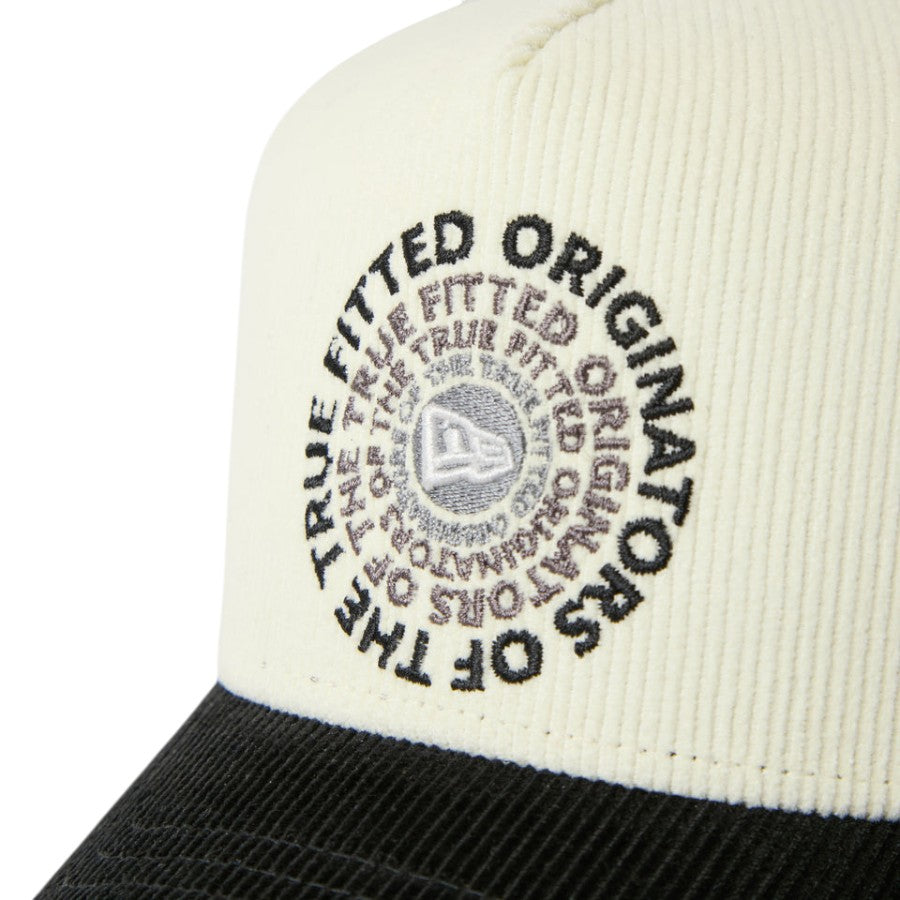 NEW ERA 9FORTY A-Frame Corduroy OOTTF ブラック/クローム フロントロゴ詳細 15137090