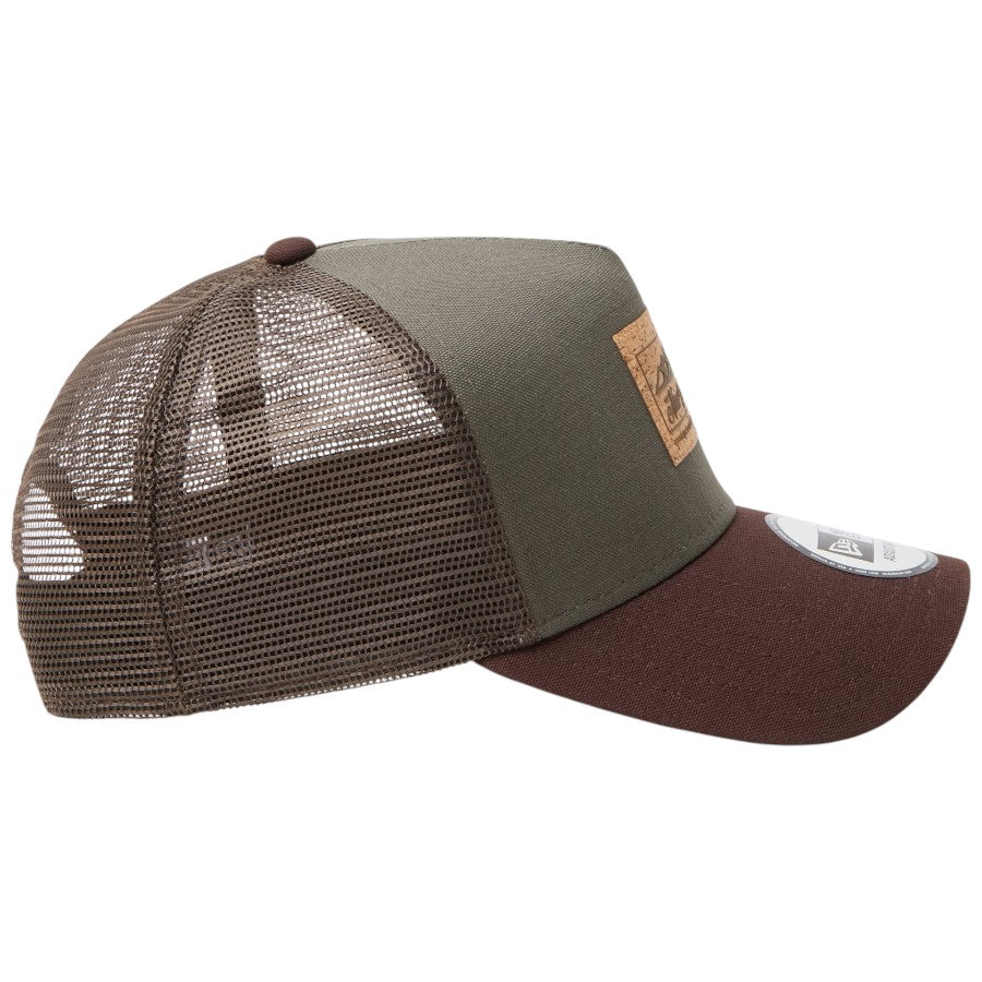 NEW ERA 9FORTY A-Frame Cork Patch モス/バーントウッド 右向き 15125115