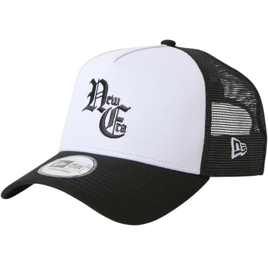 NEW ERA 9FORTY A-Frame Old English メッシュキャップ ホワイト/ブラック 左斜め 15137095