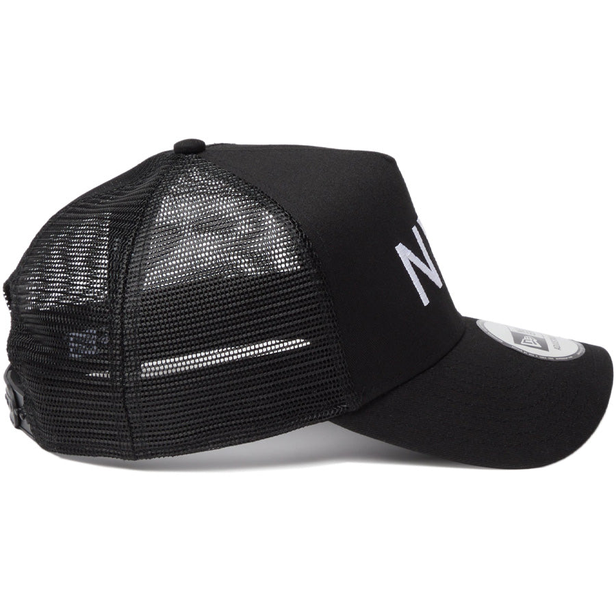 NEW ERA 9FORTY A-Frame トラッカー NYC メッシュキャップ ブラック 右向き
