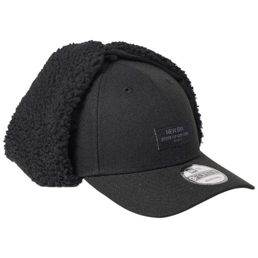 NEW ERA 9FORTY Dog Ear ドッグイヤー Black Patch キャップ ブラック 右斜め向き 15137032
